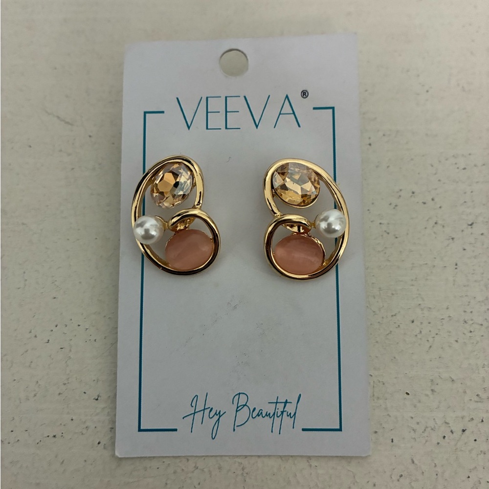 Veeva Gold, Pink, and faux pearl Elegant Earrings from India. Brand new.